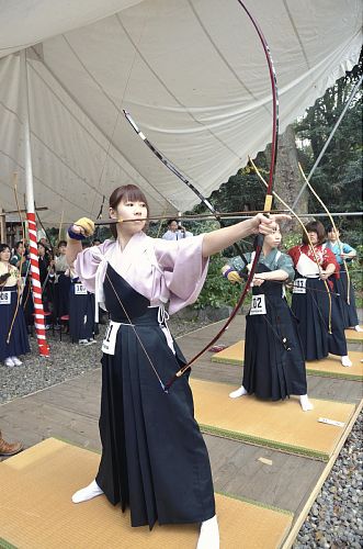 岐阜 伊奈波神社 かます開き 緋袴白書 備忘録